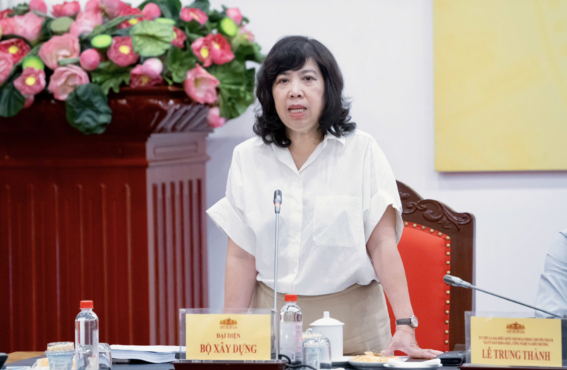Vụ trưởng Vụ Quy hoạch kiến trúc, Bộ Xây dựng Trần Thu Hằng phát biểu. Nguồn Báo Đại biểu Nhân dân